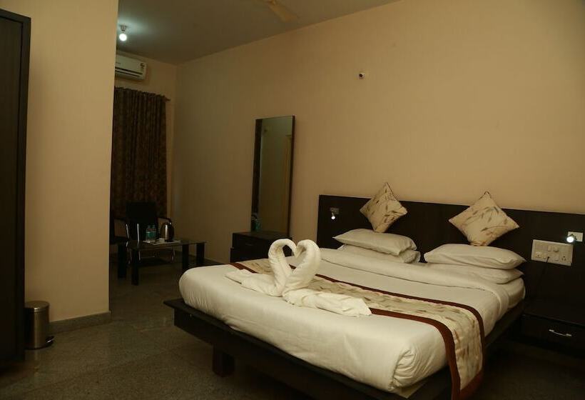 デラックスルーム, Soundarya