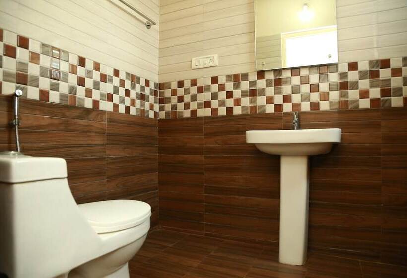 デラックスルーム, Soundarya