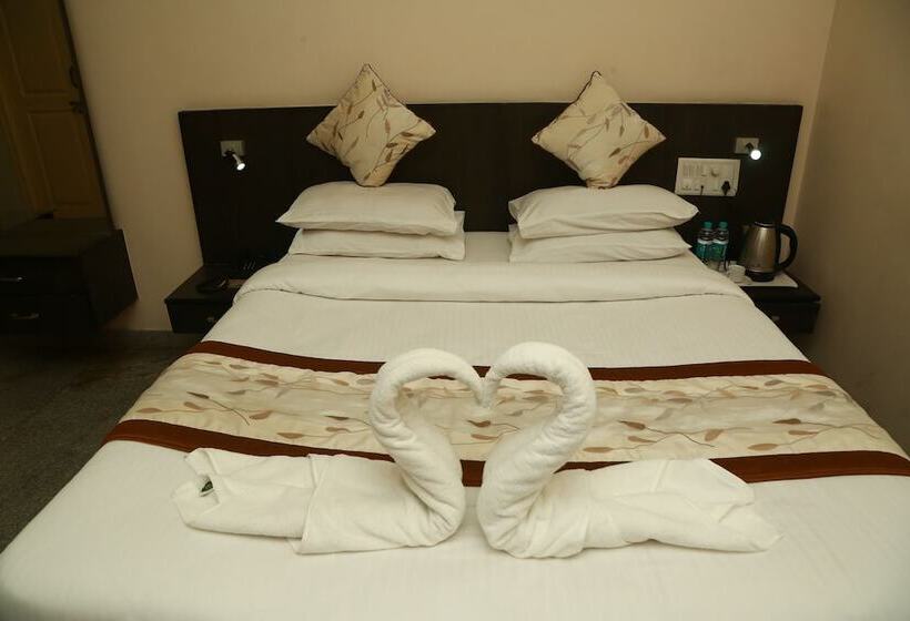 デラックスルーム, Soundarya