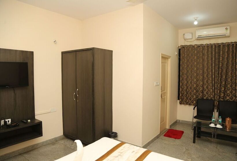 デラックスルーム, Soundarya