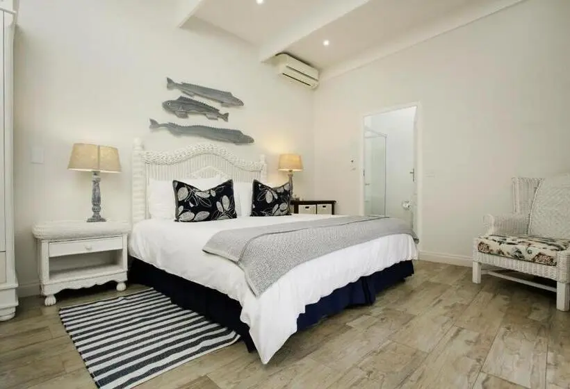 プールビュースタンダードルーム, Ocean Hideaway Bed And Breakfast