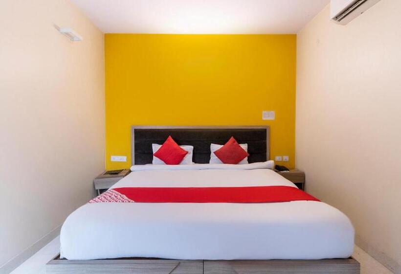 트리플 클래식 룸, O Golden Inn Near Cubbon Park