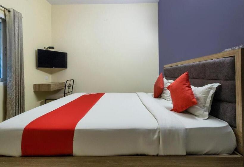 트리플 클래식 룸, O Golden Inn Near Cubbon Park