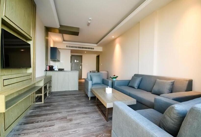 سوییت, Frankincense Hotel Muscat فندق اللبان مسقط