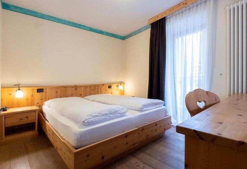 غرفة كومفورت, Active Hotel Rosat