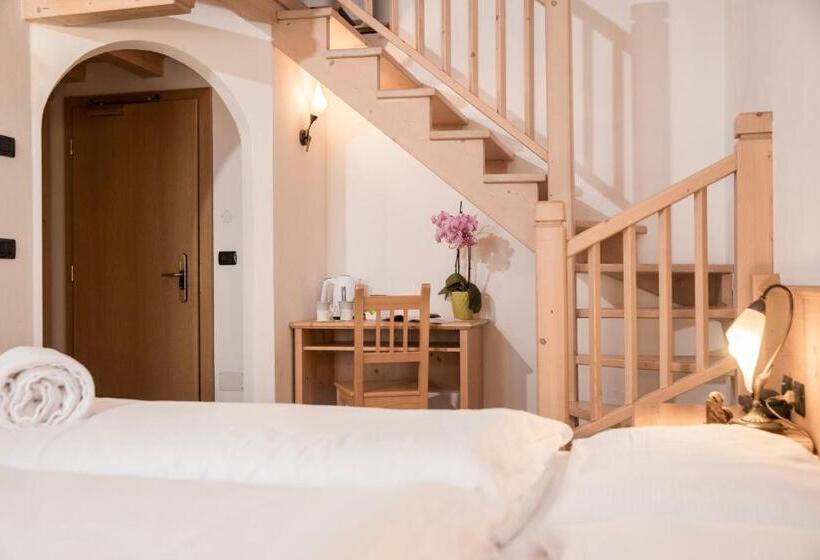 غرفة كومفورت ثلاثية, Active Hotel Rosat