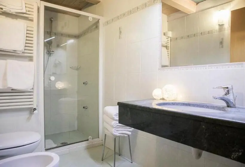 コンフォートトリプルルーム, Active Hotel Rosat