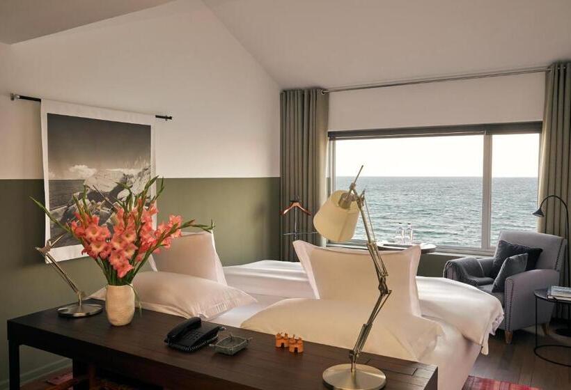 Superior room with lake view, Titilaka - Relais & Châteaux