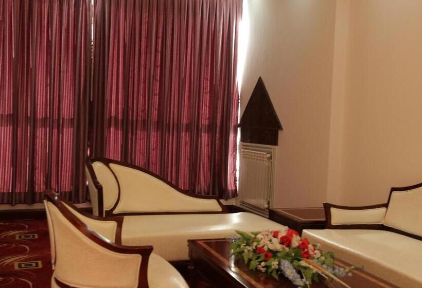 Városra Néző Suite, Kabul Star Hotel & Restaurant