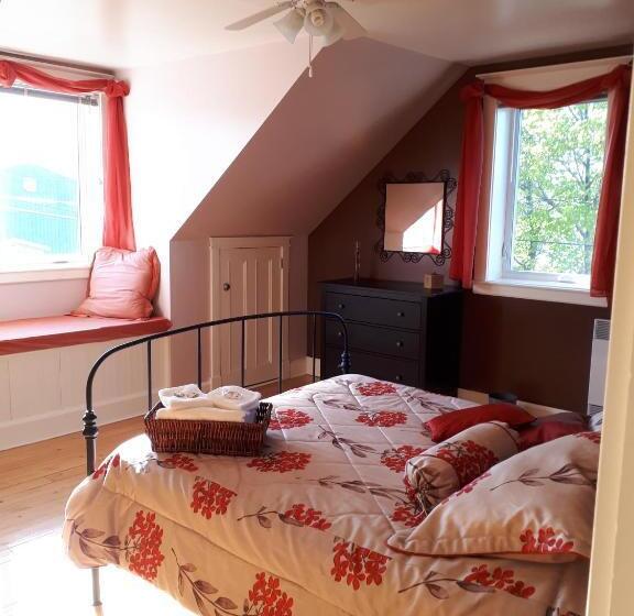 디럭스 룸, Dans Les Draps De Morphee