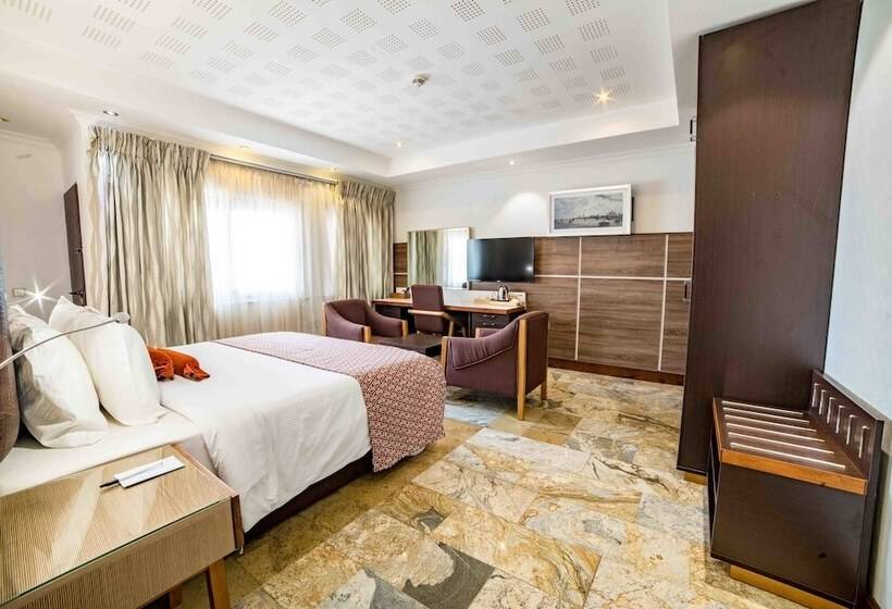 اتاق لوکس, Alphaplus Apartments