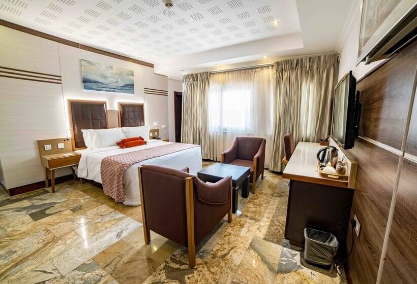 اتاق لوکس, Alphaplus Apartments