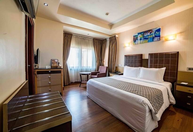 اتاق راحتی, Alphaplus Apartments