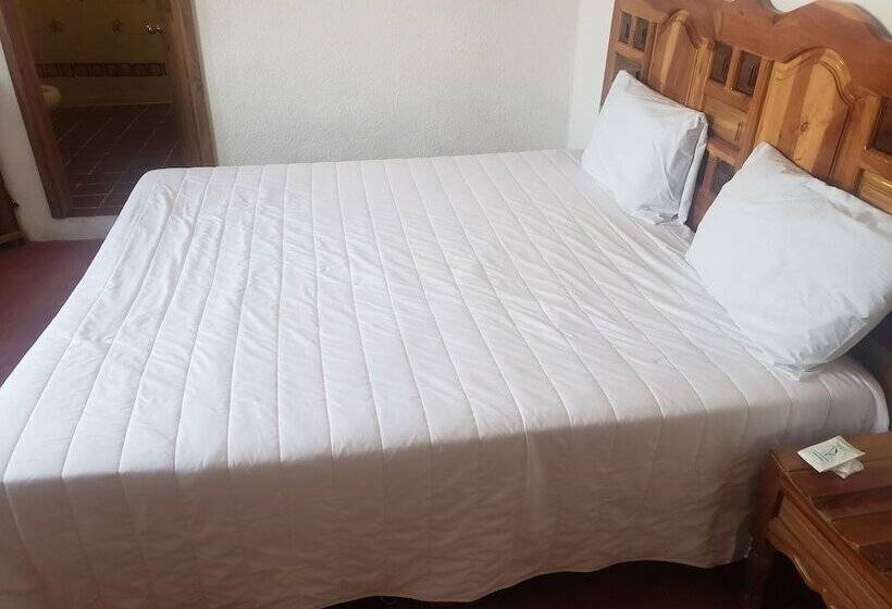 高级大房间, Colonial Taxco