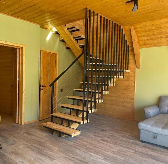 דירת שני חדרים, Kirovi Tun