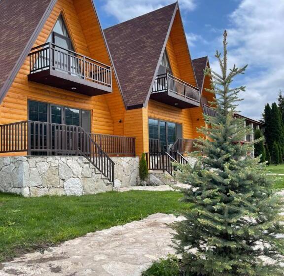 침실 1개 전망 아파트, Kirovi Tun