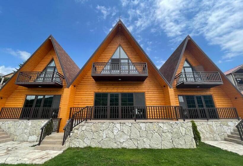 דירה בת חדר שינה 1 עם נוף, Kirovi Tun