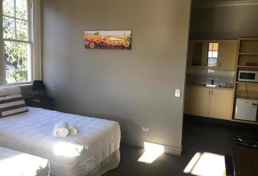 اتاق استاندارد, Teschemakers Resort