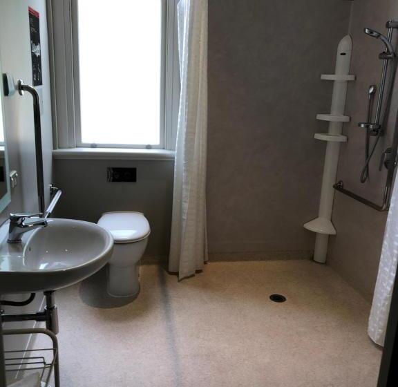 חדר סטנדרט מותאם לאדם עם מוגבלויות, Teschemakers Resort