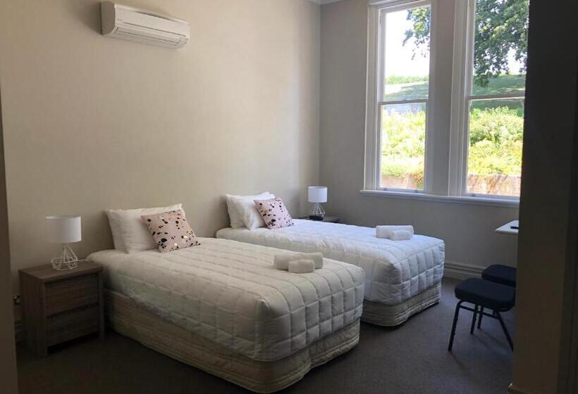 חדר סטנדרט מותאם לאדם עם מוגבלויות, Teschemakers Resort