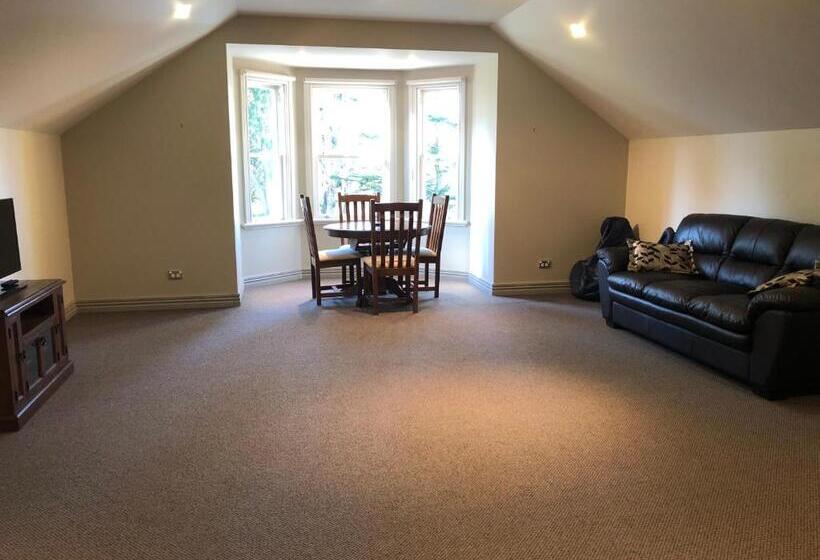 סוויטה משפחתית, Teschemakers Resort