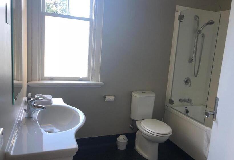 חדר סטנדרט לשלושה עם נוף לגינה, Teschemakers Resort