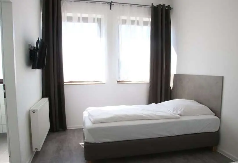 اتاق استاندارد یک نفره, Motel Schönefeld