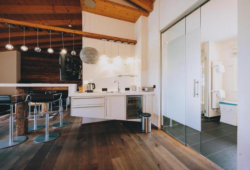 سوییت لوکس, Auhof Wirtshaus & Suiten