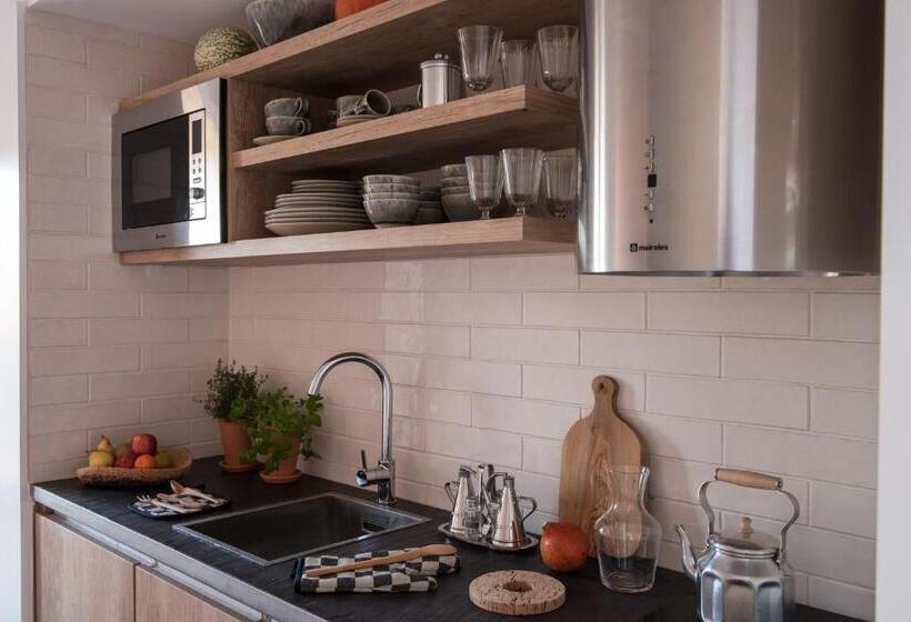 إستوديو قياسى مزودة بتراس, Craveiral Farmhouse By Belong Staying & Feeling