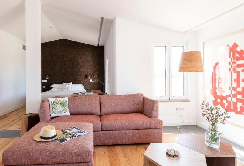 Вилла Deluxe 1 Спальня, Craveiral Farmhouse By Belong Staying & Feeling