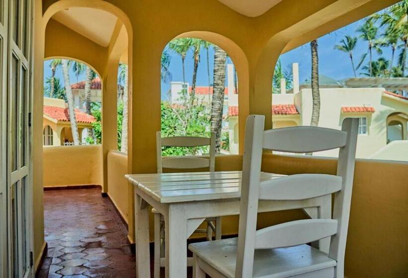 سوئیت جونیور با چشم‌انداز باغ, Los Corales Beach Village Punta Cana   The Original