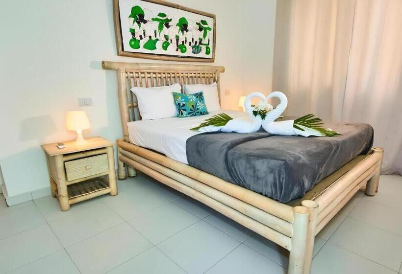 آپارتمان 1 خوابه با چشم‌انداز استخر, Los Corales Beach Village Punta Cana   The Original