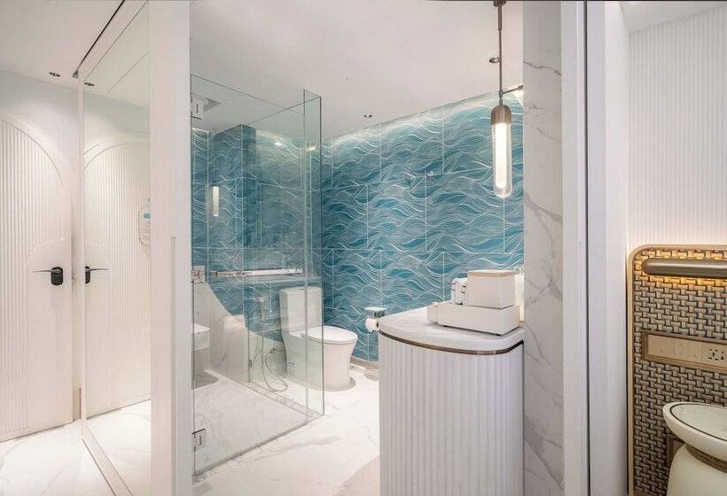 اتاق لوکس با چشم‌انداز دریا, Meliá Pattaya