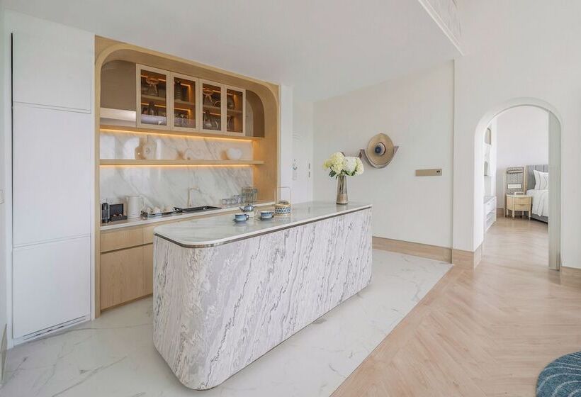 سوئیت پرزیدنت, Meliá Pattaya