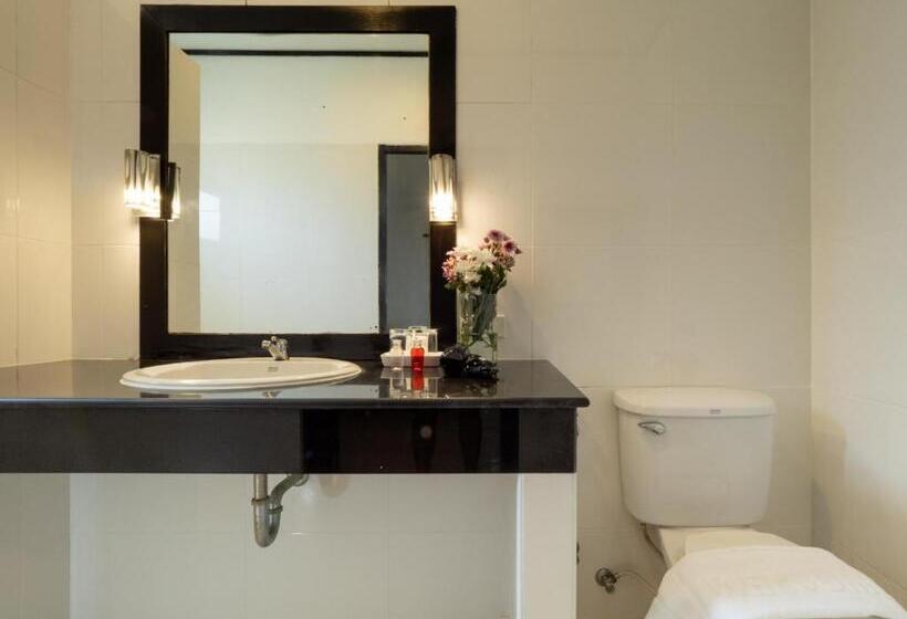 ویلای 1 خوابه, Isara Nai Yang Resort