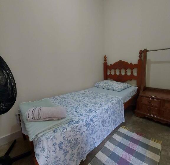 이코노미 싱글 룸, A Casa Morro Do Moreno