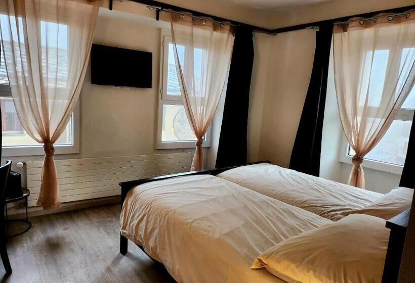 Номер Стандарт, Auberge De L’union