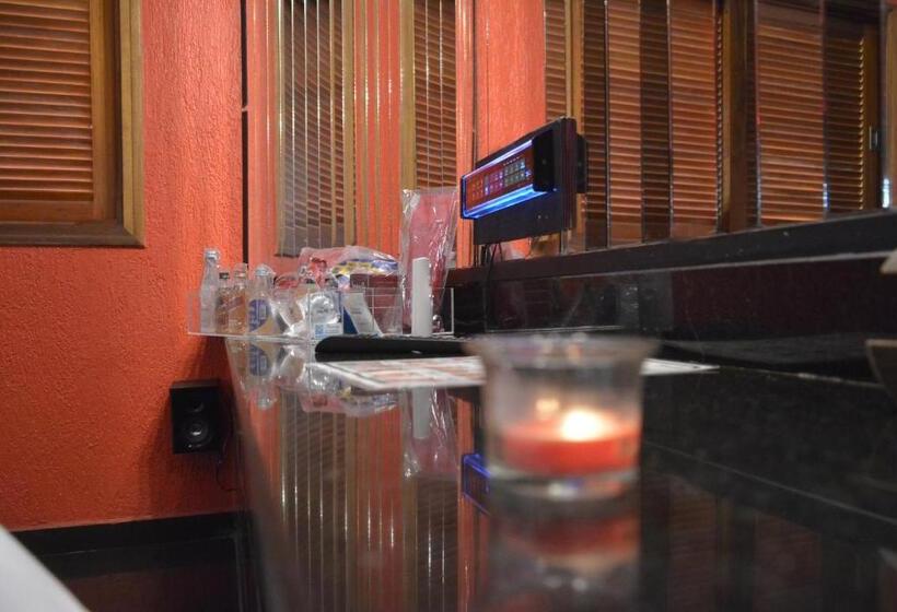 스탠다드 자쿠지 룸, Drops Motel Barretos