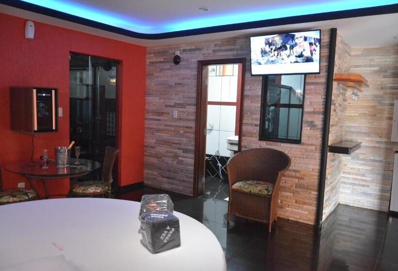 스탠다드 자쿠지 룸, Drops Motel Barretos