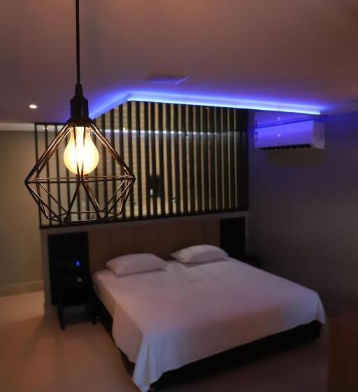 스탠다드 룸 킹사이즈 침대, Drops Motel Barretos