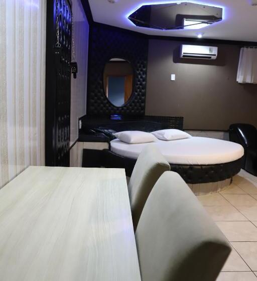 디럭스 스위트, Drops Motel Barretos