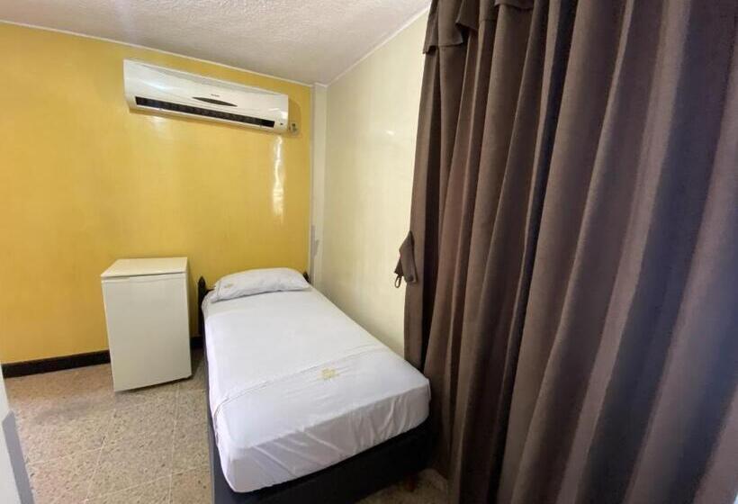 غرفة عائلية, Balmoral