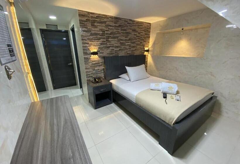اتاق لوکس, Balmoral