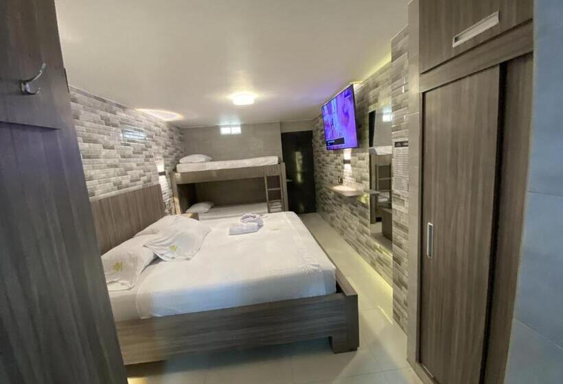 جناح عائلي, Balmoral