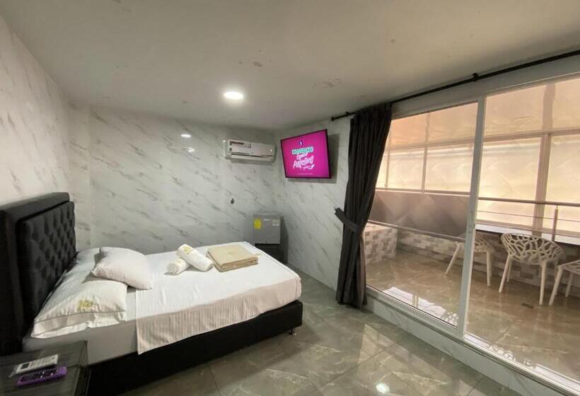 جناح مزود بجاكوزى, Balmoral