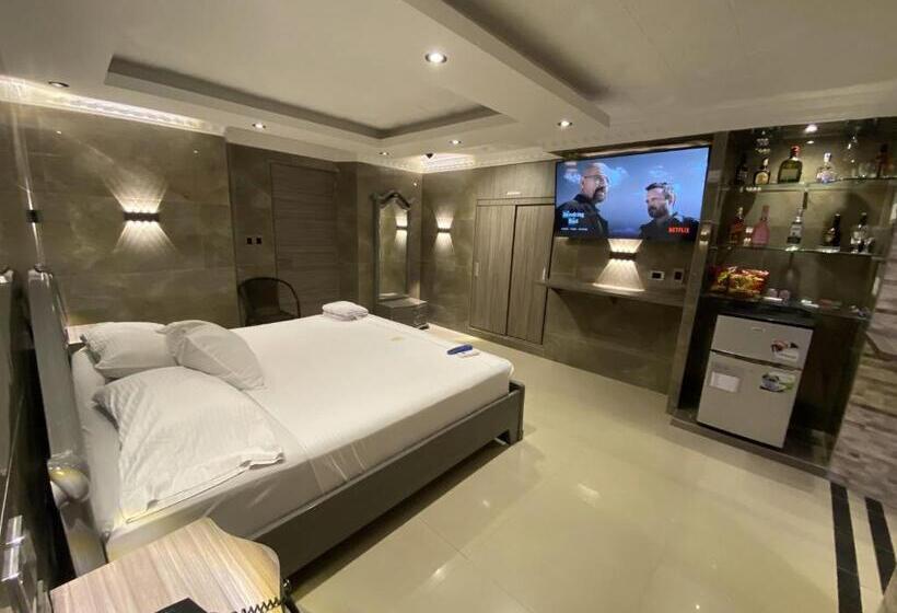 اتاق لوکس با تخت بزرگ, Balmoral