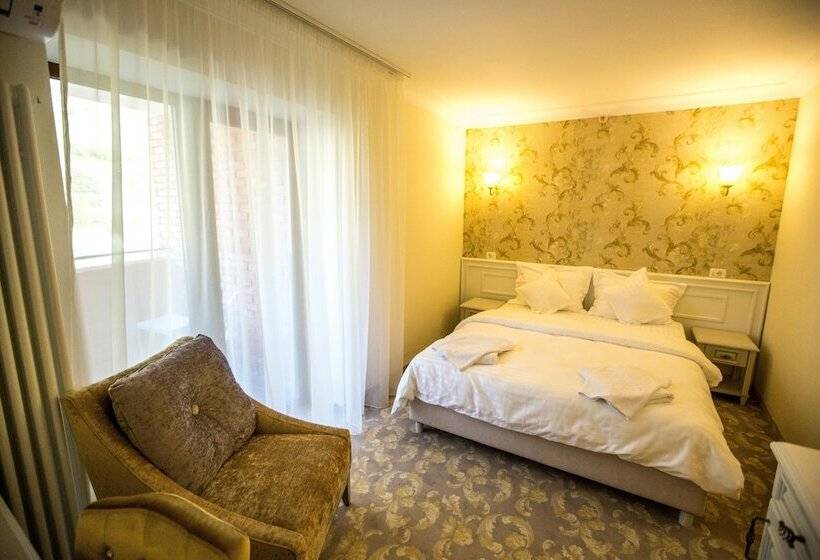 غرفة ديلوكس مزودة بشرفة, Grand Hotel Minerva Resort & Spa