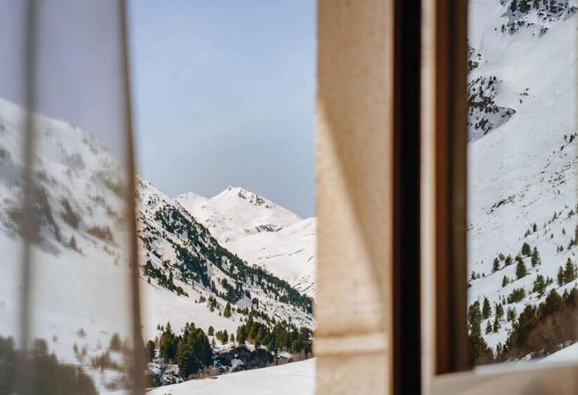 标准间带阳台, Macun