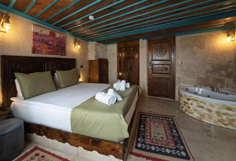 バルコニー付きデラックスルーム, La Vie Cappadocia Cave