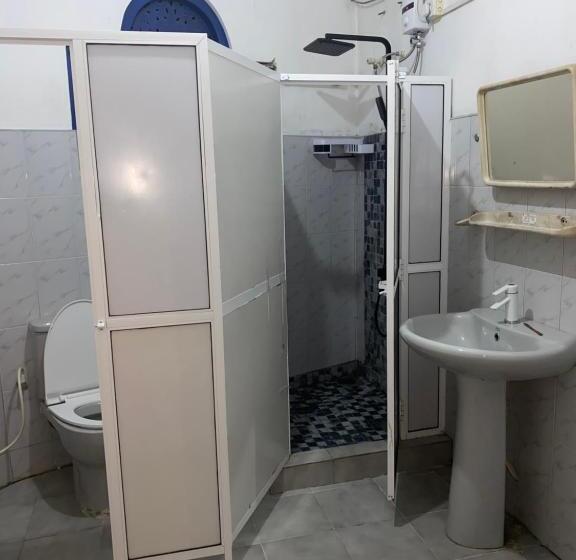 带共用浴室的标准房间, Seconds Hostel Colombo